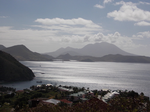 圣基茨和尼维斯的经济公民身份现可快速获得。